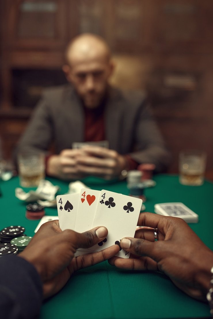 Roda European Roulette dengan dealer live playerauctions di studio profesional
